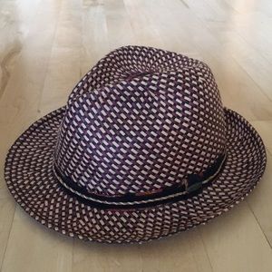 Beautifully Fitted and Packable Fedora